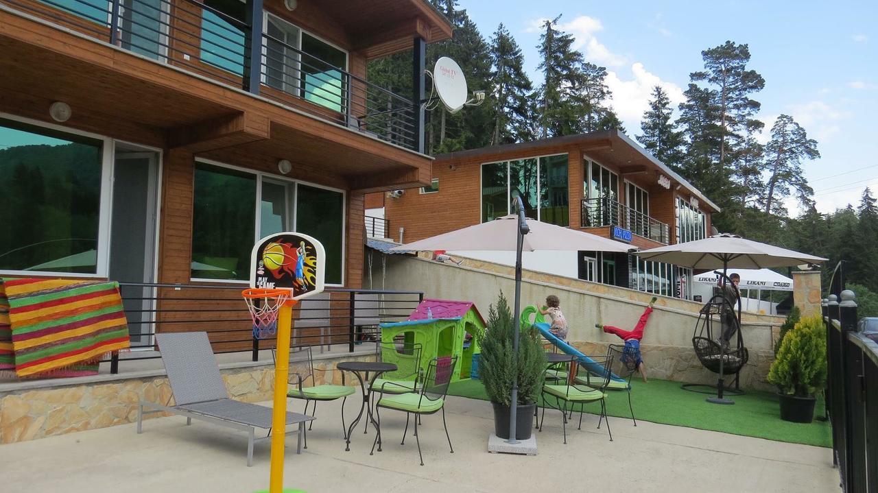 Chalet Kokhta บาคูเรียนี ภายนอก รูปภาพ